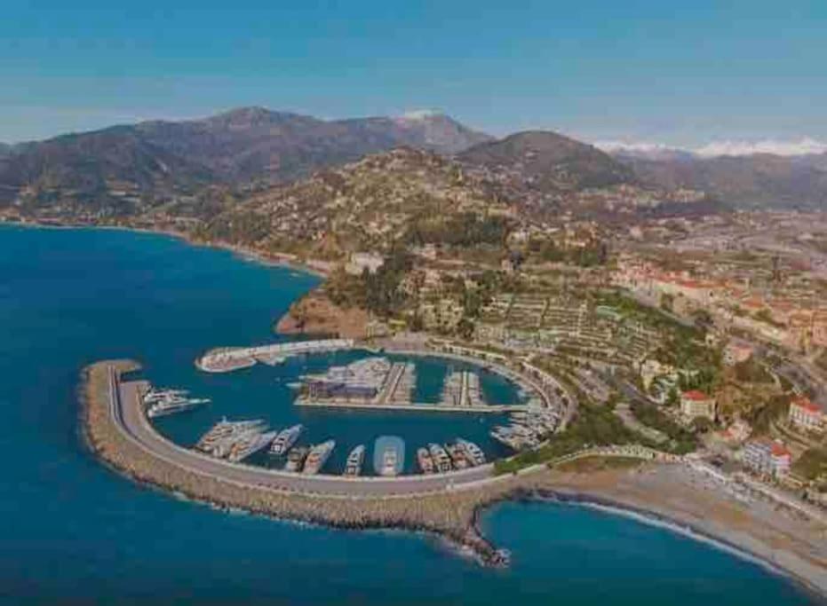 Casa Verde Ventimiglia Luaran gambar